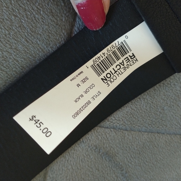 Kenneth Cole Reaction Black Belt w Silver tone Buckle M - Picture 7 of 7